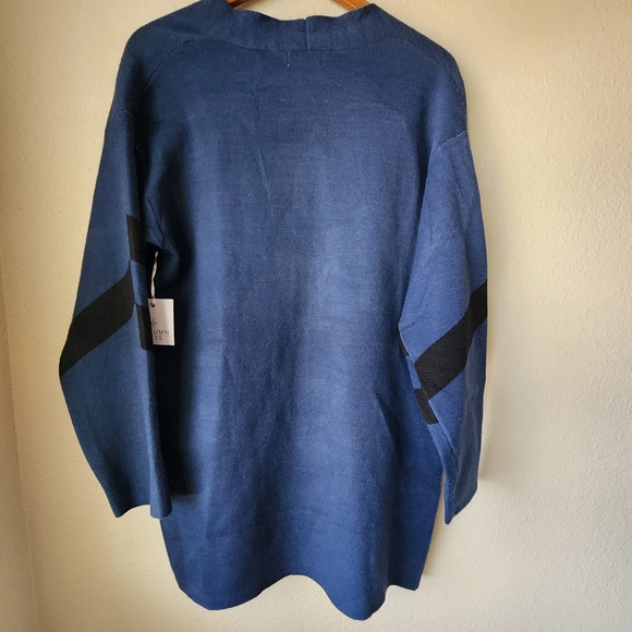 Autumn Skye blue black and white knit cardigan sweater Sz Medium - Picture 6 of 9